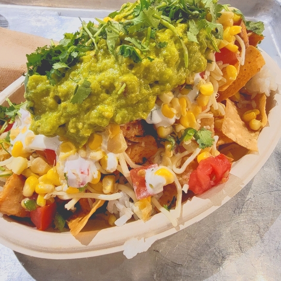 Meet your Posher, Jennifer - Picture 8 of 11